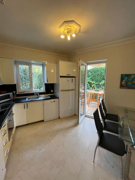 Excellent 3 Storey Villa With A Swimming Pool Belek Exterior foto